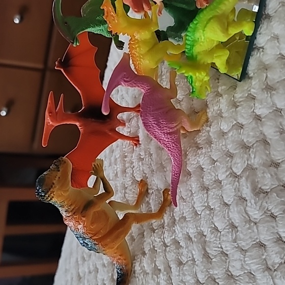 Lot Of 11 Medium Colourful Dinosaur Toys - Picture 2 of 6